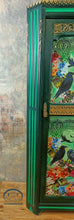 Load image into Gallery viewer, 1182 Garderobenschrank Rabe in waldgrün