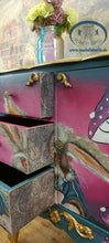Load image into Gallery viewer, 1185 Nachttisch / Beistellschrank handbemalt
