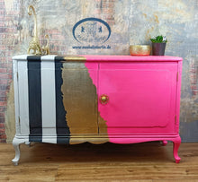 Load image into Gallery viewer, 1179 Sideboard / Kommode Neonpink, Gold und Streifen