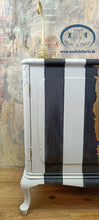 Load image into Gallery viewer, 1179 Sideboard / Kommode Neonpink, Gold und Streifen