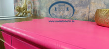 Load image into Gallery viewer, 1179 Sideboard / Kommode Neonpink, Gold und Streifen