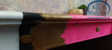 Load image into Gallery viewer, 1179 Sideboard / Kommode Neonpink, Gold und Streifen
