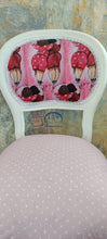 Load image into Gallery viewer, 1180 - Stühle weiß mit individuellen Stoffen