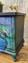 Load image into Gallery viewer, 1212 Nachttisch Landschaft handbemalt