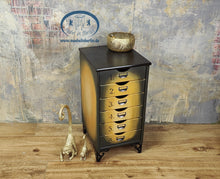 Load image into Gallery viewer, 1191 Schubladenschrank / Kommode / Nachttisch in Gelb