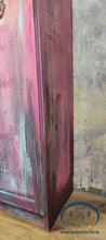 Lade das Bild in den Galerie-Viewer, 1192 Kommode Barock / Vintage rosa