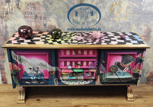 Load image into Gallery viewer, 1200 Kommode Handbemalt