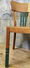 Load image into Gallery viewer, 1207 Retro Stuhl Holz