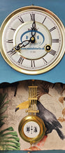 Load image into Gallery viewer, 1217 Wanduhr in Petrol, Gold mit Vogeldetail an der Rückwand