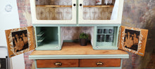 Load image into Gallery viewer, 1242 Buffetschrank Retro - Creme / Pastellblau