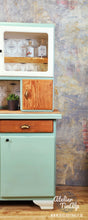 Load image into Gallery viewer, 1242 Buffetschrank Retro - Creme / Pastellblau