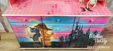 Load image into Gallery viewer, 1228 Kommode Märchenland handbemalt mit vielen Details