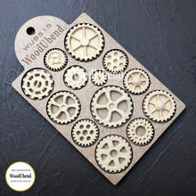 Load image into Gallery viewer, WoodUbend - WUB0515 - Zahnräder / Steampunk - 13 teilig (17 x 10 cm)