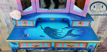 Load image into Gallery viewer, 1153 - Schminktisch Meerjungfrau