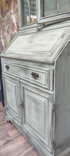 Load image into Gallery viewer, 1056 - Sekretär im Antik Look