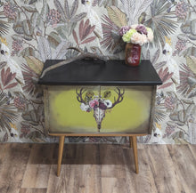 Load image into Gallery viewer, 1009 Kommode / Schrank / Sidebord / TV Bank Cowboy Look - Unikat