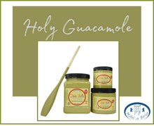 Load image into Gallery viewer, Dixie Belle Kreidefarbe in Holy Guacamole (Grün mit braunen Unterton)