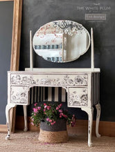 Load image into Gallery viewer, Re Design with Prima - Stamps / Stempel - Linear Floral - 20 teilig 30,5 cm x 30,5 cm