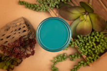 Load image into Gallery viewer, Dixie Belle - Silk All in One Farbe in Mirage (Blaugrün)