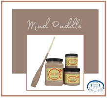 Load image into Gallery viewer, Dixie Belle Kreidefarbe in Mud Puddle (Taupe mit grauen Untertönen)