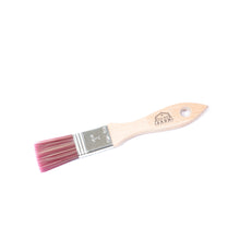 Load image into Gallery viewer, Old Red Barn - dünner Flachpinsel synthetisch - verschiedene Größen / Ausführungen