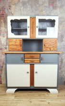 Lade das Bild in den Galerie-Viewer, 1255 Buffetschrank Retro - Rauchblau/ Creme
