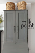 Load image into Gallery viewer, Fusion Milk Paint - Gotham Grey (dunkles Grau)

