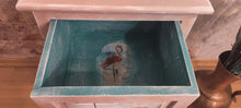 Load image into Gallery viewer, 1076 Beistellschrank Flamingo
