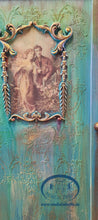 Lade das Bild in den Galerie-Viewer, 1195 Kommode Barock / Vintage rosa
