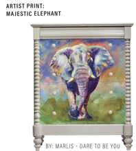 Lade das Bild in den Galerie-Viewer, Bubblegum Yum - Decoupage Kunst Papier - Majestic Elephant - verschiedene Größen
