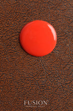 Lade das Bild in den Galerie-Viewer, Fusion Mineral Paint - Fort York Red (kräftiges Rot)
